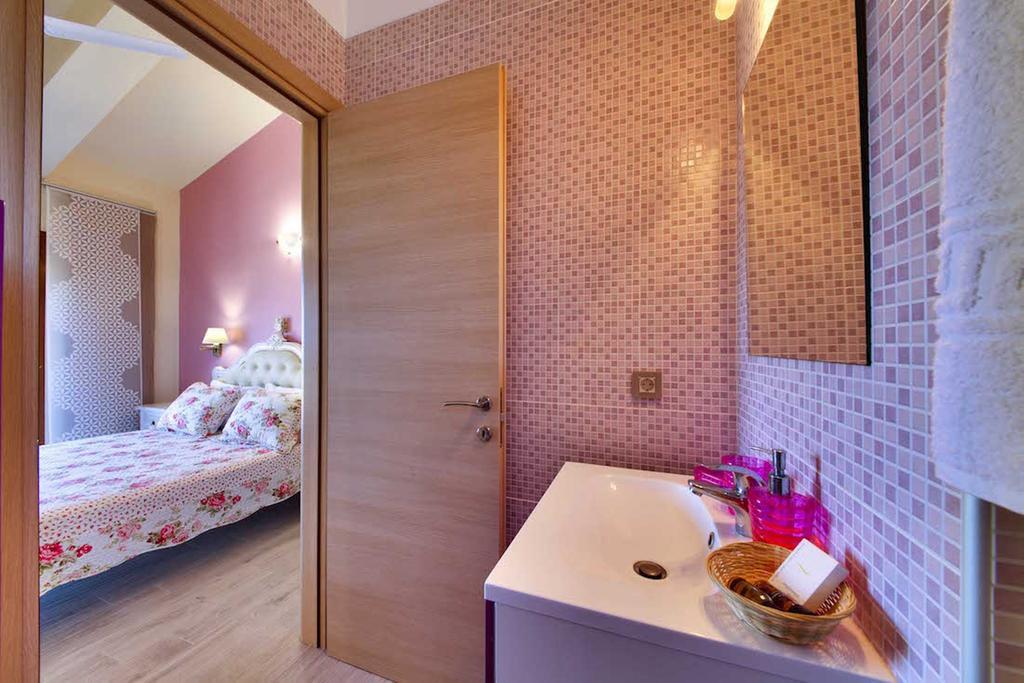 Villa Androniki Longos  ภายนอก รูปภาพ