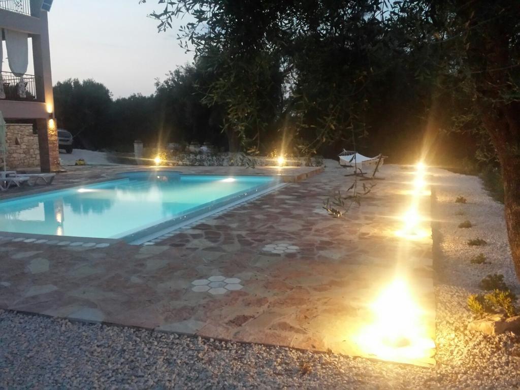 Villa Androniki Longos  ภายนอก รูปภาพ